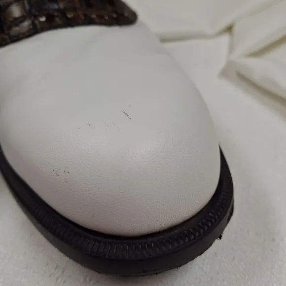 FootJoy White and Brown Classic Saddle Oxfords Timeless Style
