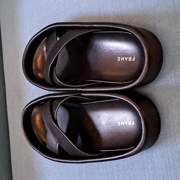 FRAME Le Laurel Slide
