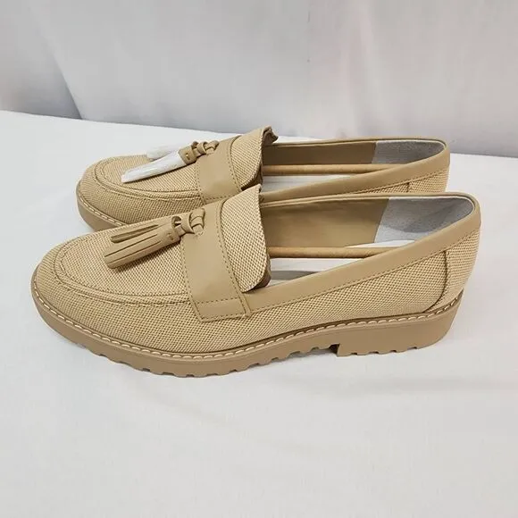 Franco Sarto Carolynn Size 9.5 Lug Sole Tassel Loafer Canvas Tan NWOB