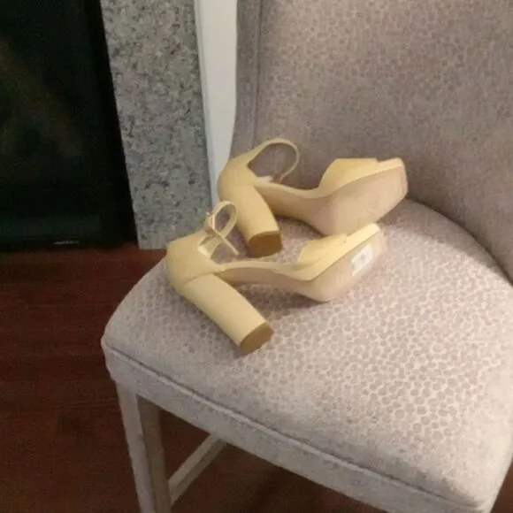 Franco Sarto Dima tan leather block open square toe heels size 10 NWT