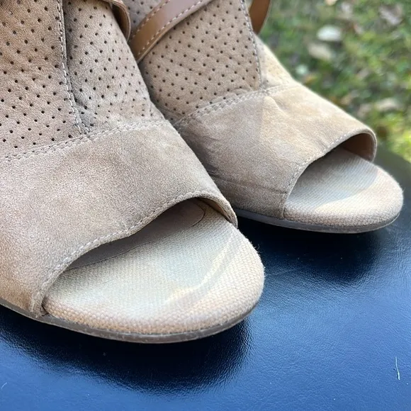 Franco Sarto Fina Tan Open Toe Bootie Block Heels, Zip Sides, Size 8.5