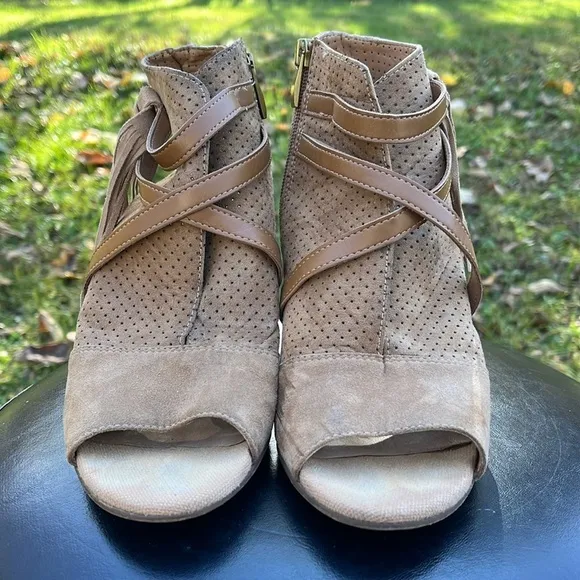 Franco Sarto Fina Tan Open Toe Bootie Block Heels, Zip Sides, Size 8.5