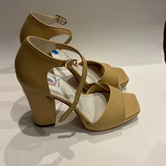 Franco Sarto NWT Dima Tan Leather Open Toe Heels Shoes.