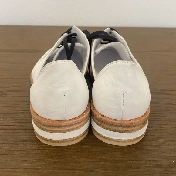Freda Salvador Women's Wit D'Orsay Oxfords size 6