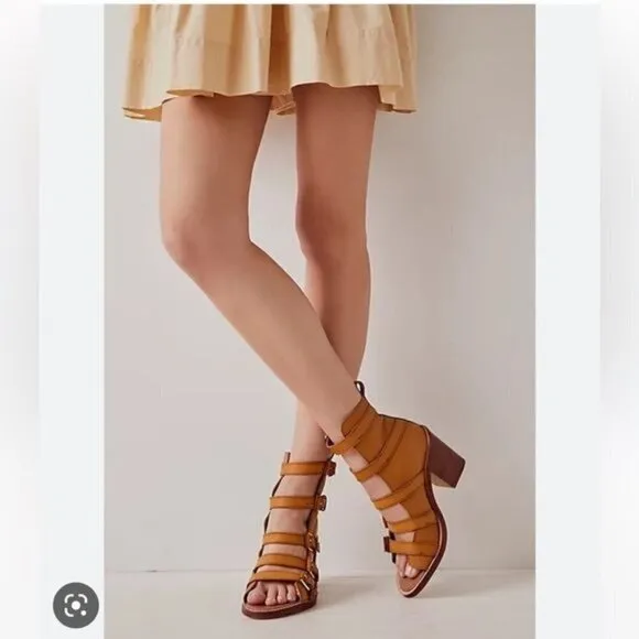 Free People Buckle Up Baby Block Heels Strappy Tan Open Boot EU 37.5 US 7.5 NEW