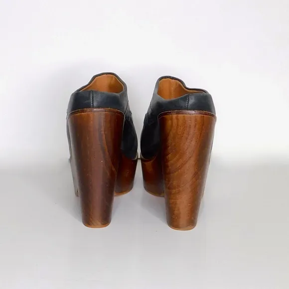 FREE PEOPLE Chance Black Leather Platform Clogs Clog Wooden Heels Slip-On 41
