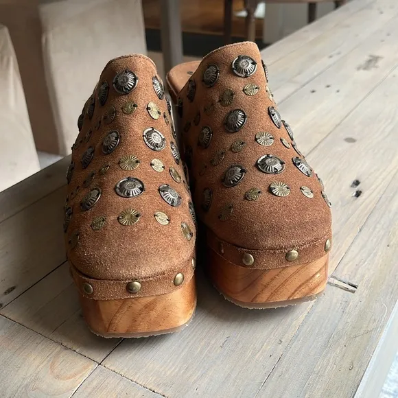 Free People Claudia Platform Brass Studded Clogs Brown Suede Wood Size 41