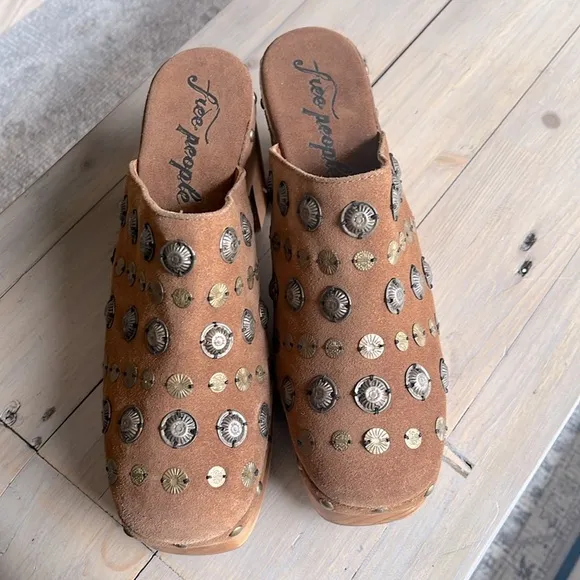 Free People Claudia Platform Brass Studded Clogs Brown Suede Wood Size 41