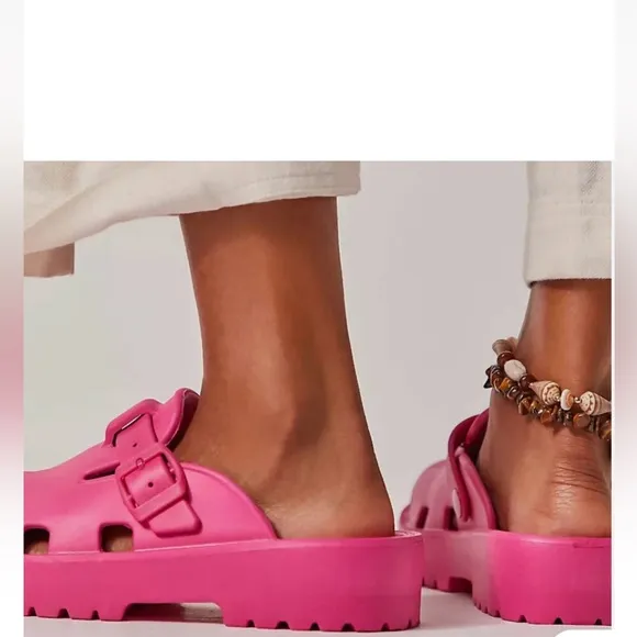 Free People Karlie Buckle Clog Watermelon Pink Womens Sz 7 38 Slip On Luge Sole