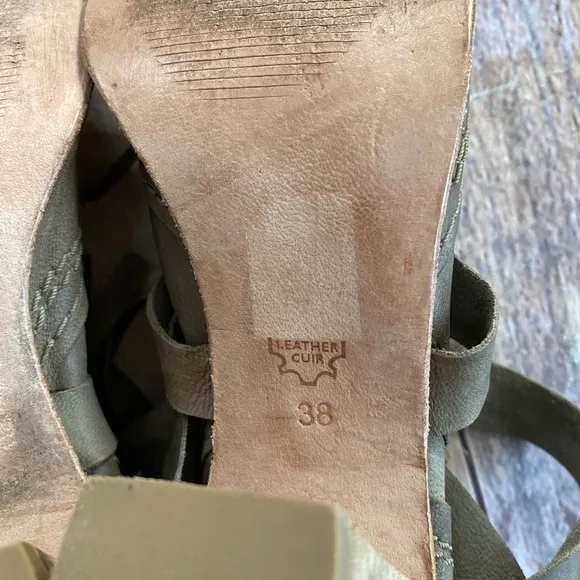 Free People leather open‎ toe heels size 38