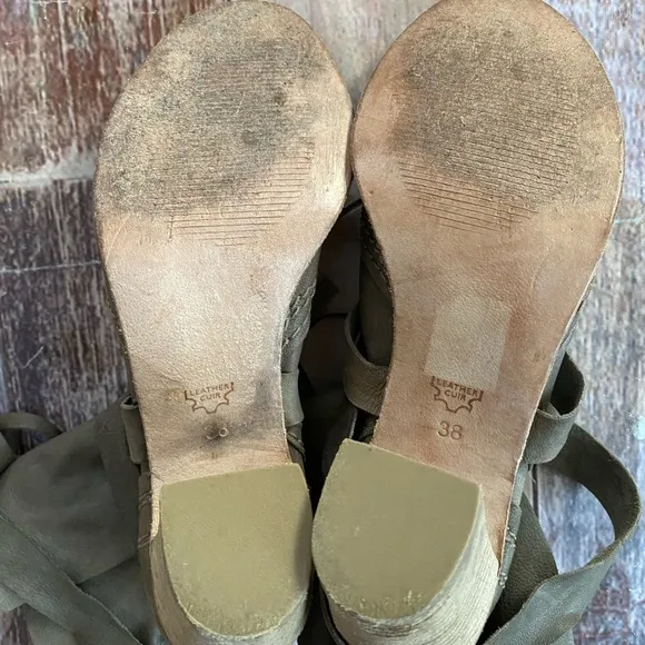 Free People leather open‎ toe heels size 38
