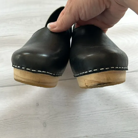 Free People Monroe Clogs Black Leather and Wood Size 38