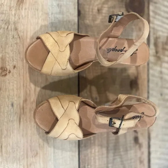Free People Orion Woven Clogs NWOB Size 38(8)