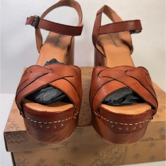 Free People Orion Woven Clogs teak casual classic comfy summer style party retro