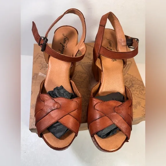 Free People Orion Woven Clogs teak casual classic comfy summer style party retro