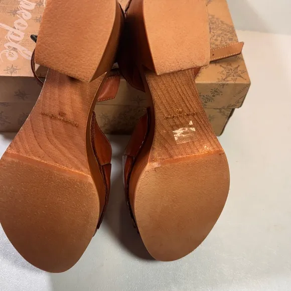 Free People Orion Woven Clogs teak casual classic comfy summer style party retro
