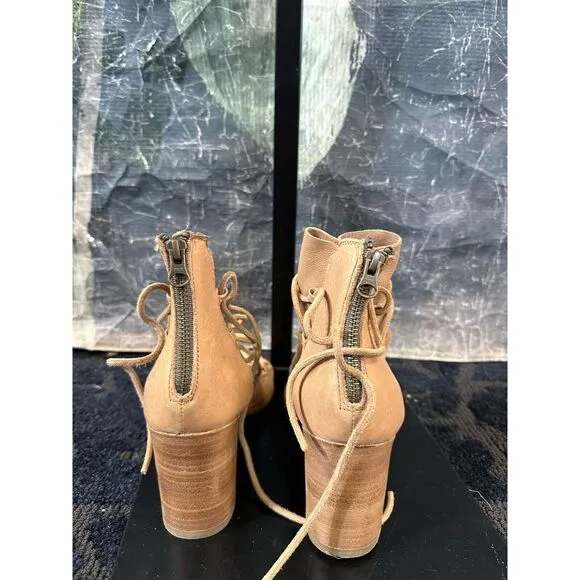 Free People Reese Distress Heel Size 8.5