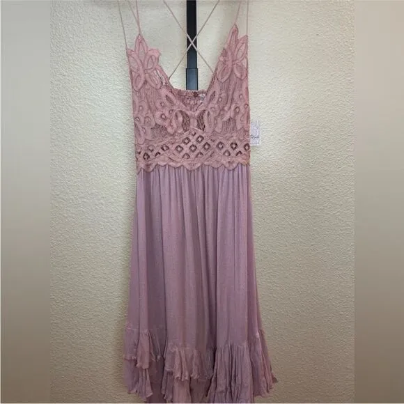 Free People NWT Adella Slip Dress in Rose Size XS