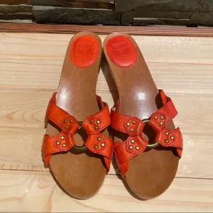 FRYE “Ellie Ring” Leather Slides in gorgeous Coral