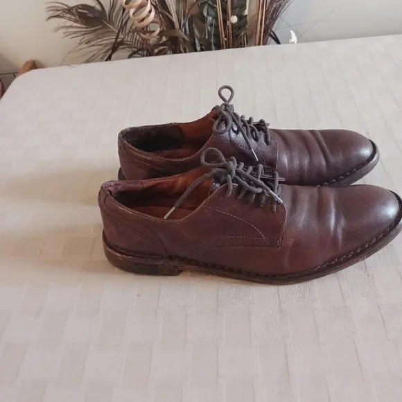 Frye Lace Up Leather Oxfords