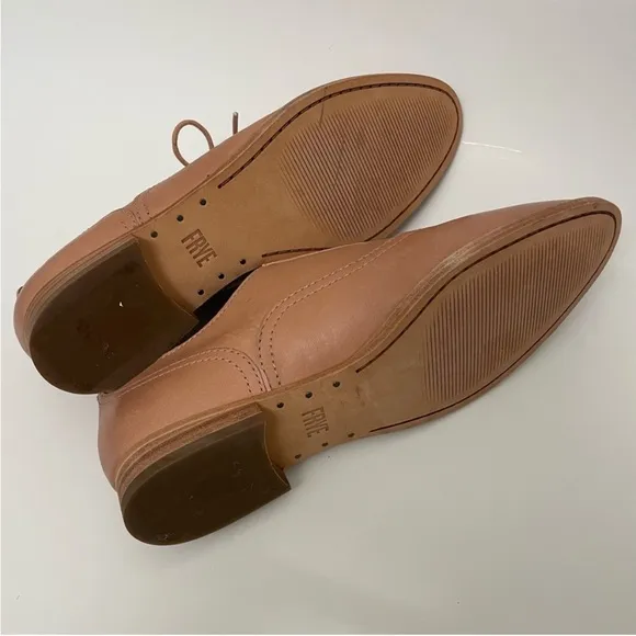Frye Leather Lace Up Oxfords Preppy Academia Neutral Pink Flats Womens Size 7.5