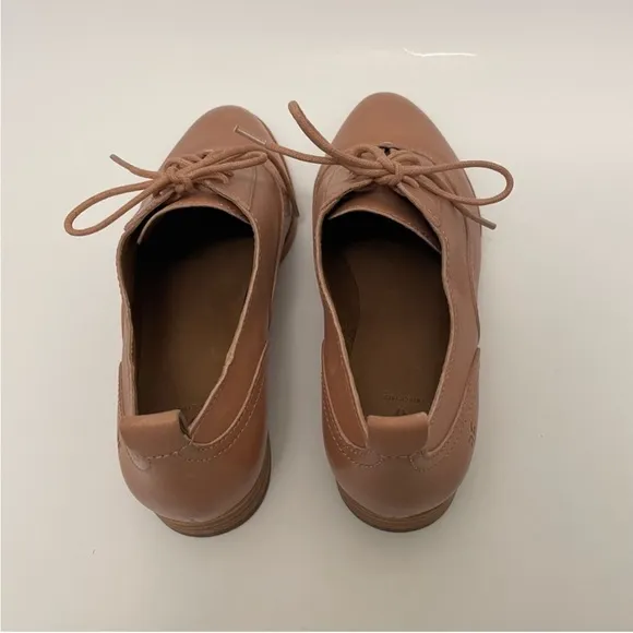 Frye Leather Lace Up Oxfords Preppy Academia Neutral Pink Flats Womens Size 7.5
