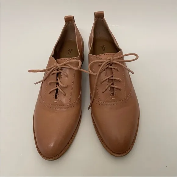 Frye Leather Lace Up Oxfords Preppy Academia Neutral Pink Flats Womens Size 7.5