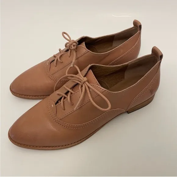 Frye Leather Lace Up Oxfords Preppy Academia Neutral Pink Flats Womens Size 7.5