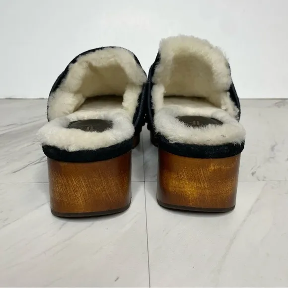 Frye Melody Genuine Shearing Black Suede Platform Clog 7