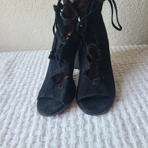 Frye Suede Pumps Black Peep-Toe Block Heels Women's Size 7