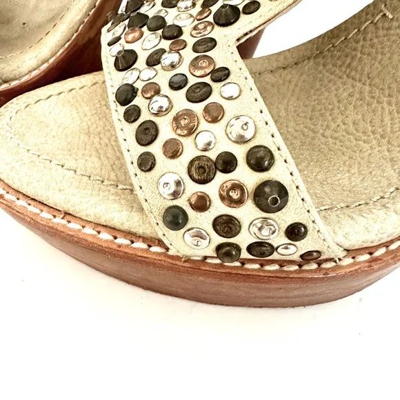 Frye Women’s Joy Studded Bone Leather Open Toe T Strap Platform Heels Size 9.5