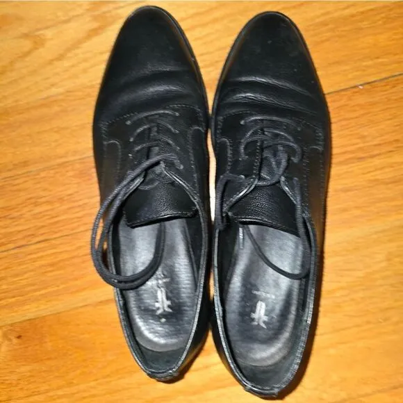 Frye black leather oxfords women size 7m
