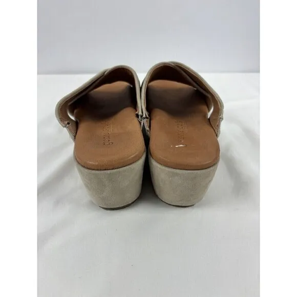 Gentle Souls Mikenzie Suede Platform Sandals Cream 7 M Criss Cross Straps