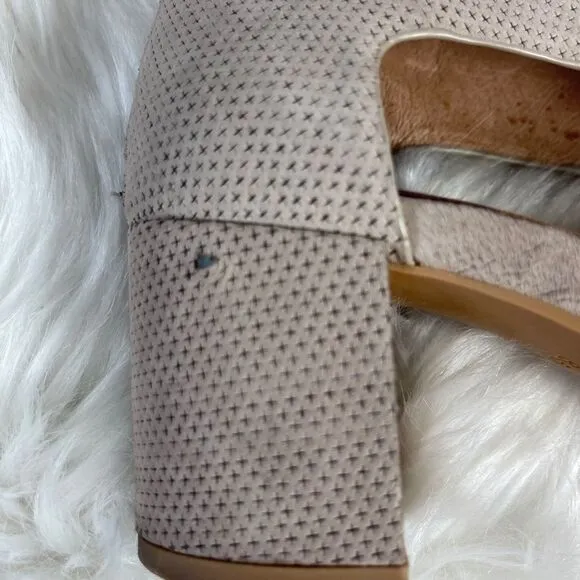 Gentle Souls Charlene 2 Textured Suede Block Heels Sz 8.5