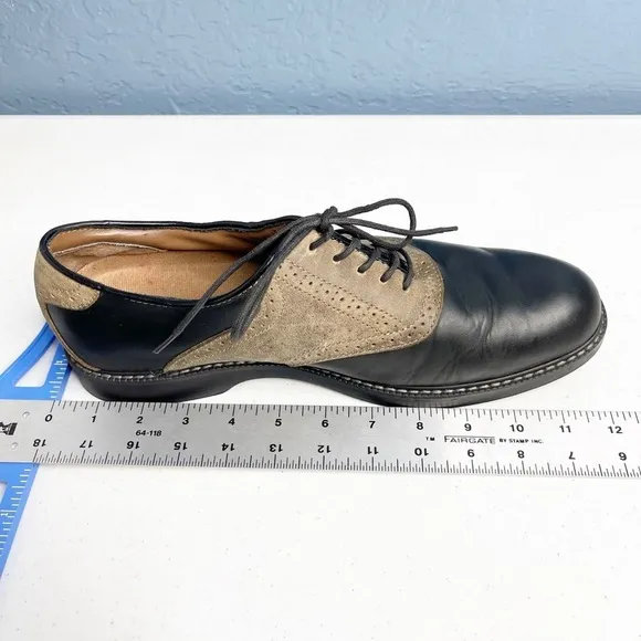 G.H. BASS &amp; Co Pheonix-1 Men size 10.5 D leather black and tan lace up oxfords.
