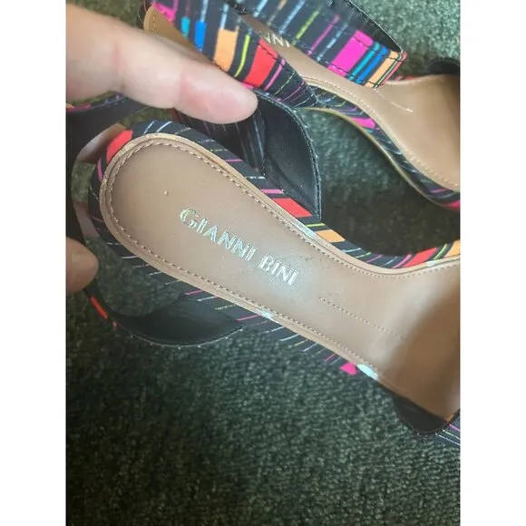 Gianni Bini Black Multicolored Open Toe Heels