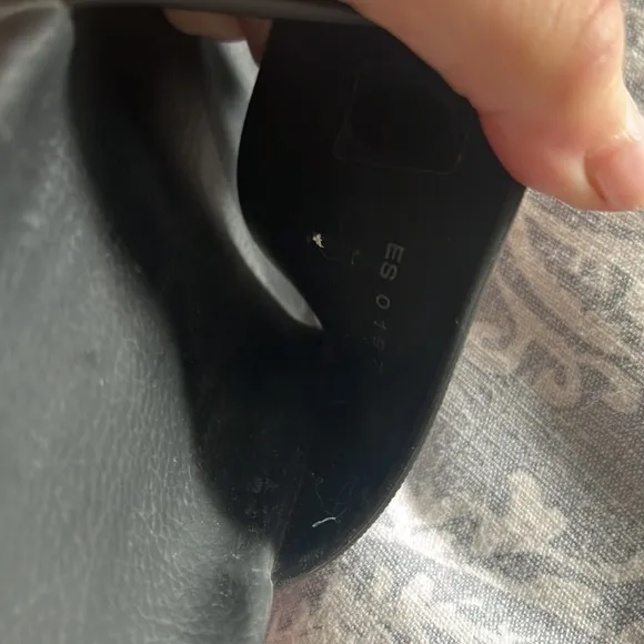Givenchy Logo Black Slides  w/ dust bag- worn once!! Size 36