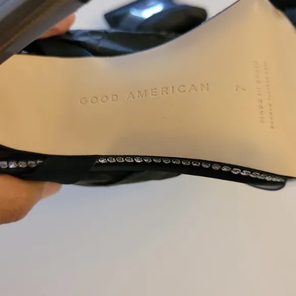 Good American Open Square Toe Heels, color black Size 7