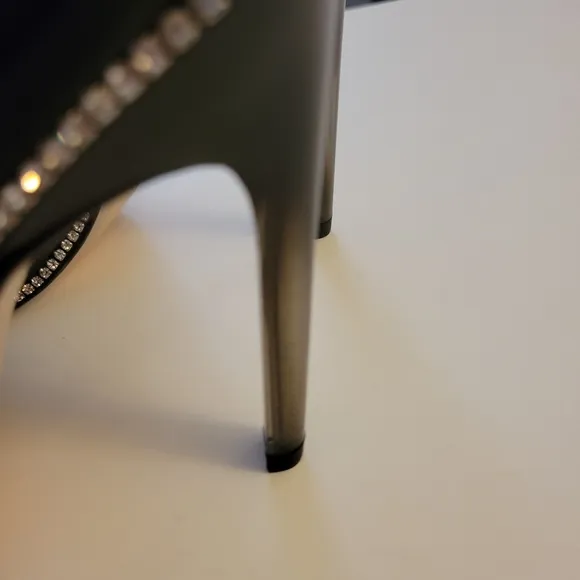 Good American Open Square Toe Heels, color black Size 7