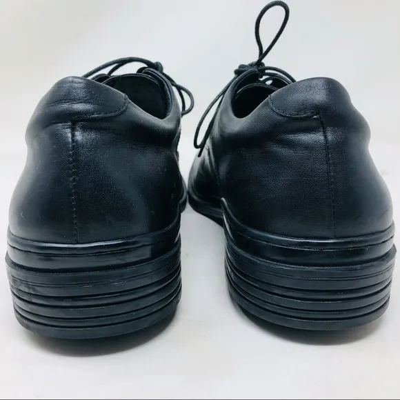 Gravity Defyer Black Leather Oxfords