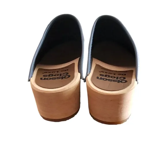 Gray suede Olsson Clogs de Luxe