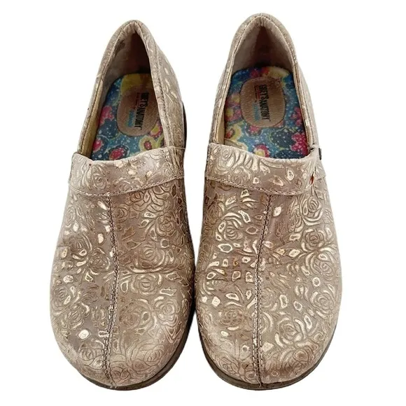 Greys Anatomy soft walk Meredith closed back clogs 8 brown oil slip resistant