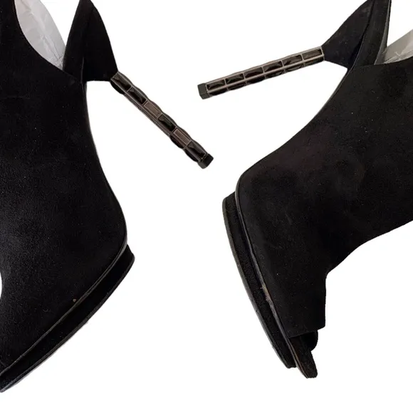 GUCCI BLACK SUEDE SLINGBACK OPEN TOE PUMPS
