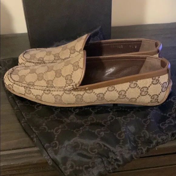 Gucci Brown Canvas Monogram Flats