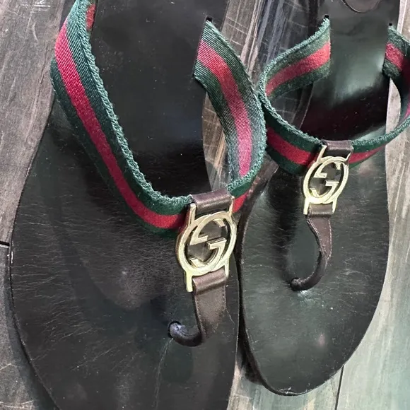 Gucci GG Logo Sandals Kitten Heels THONGS Flip Flop Slides Brown Green Red 9.5