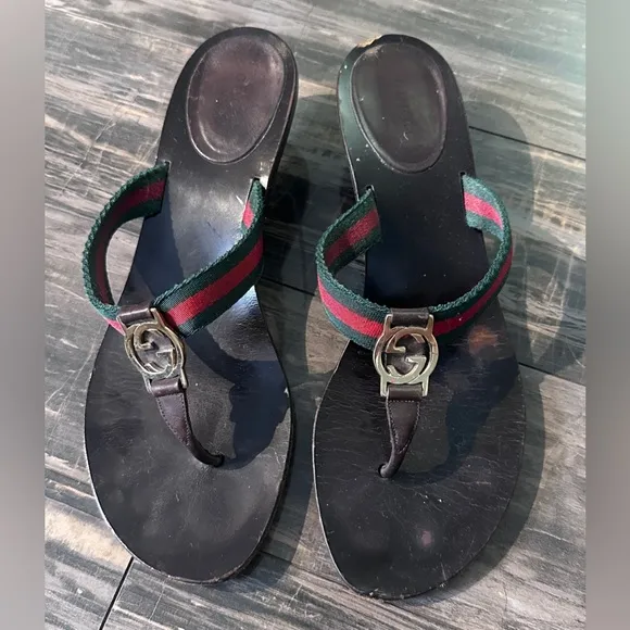 Gucci GG Logo Sandals Kitten Heels THONGS Flip Flop Slides Brown Green Red 9.5