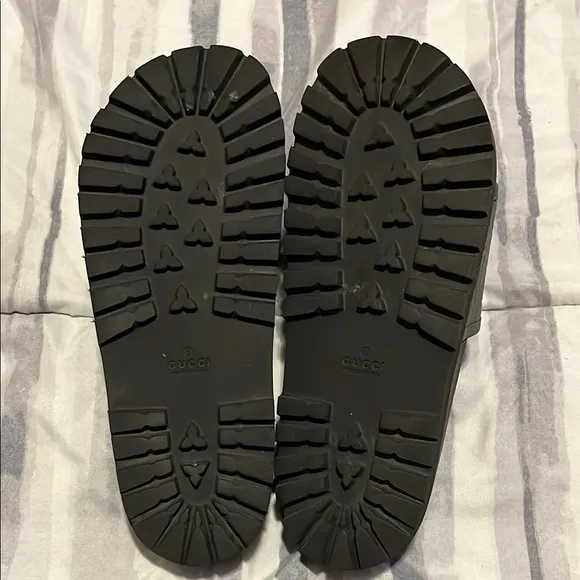 Gucci Gray Slide Sandals. Size 9. Original box/dust bags included