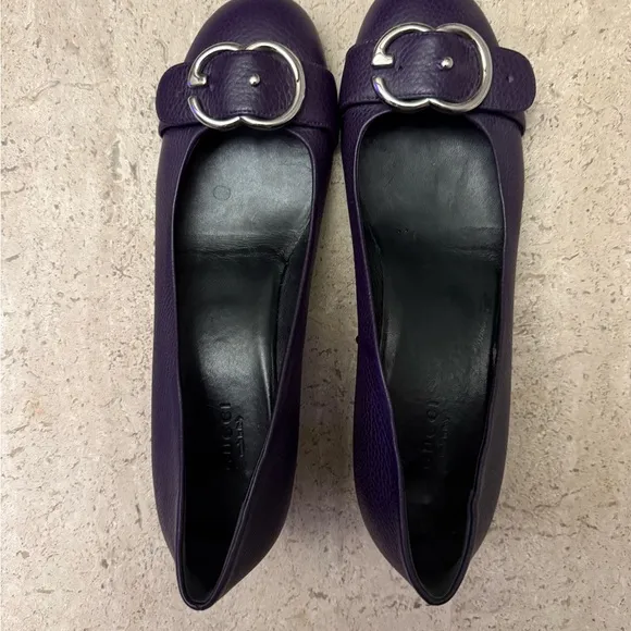 Gucci Purple Leather Pumps