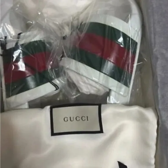 GUCCI Pursuit Stripes White Pool Slides Mens - White Gucci Web  Gucci Size US 11