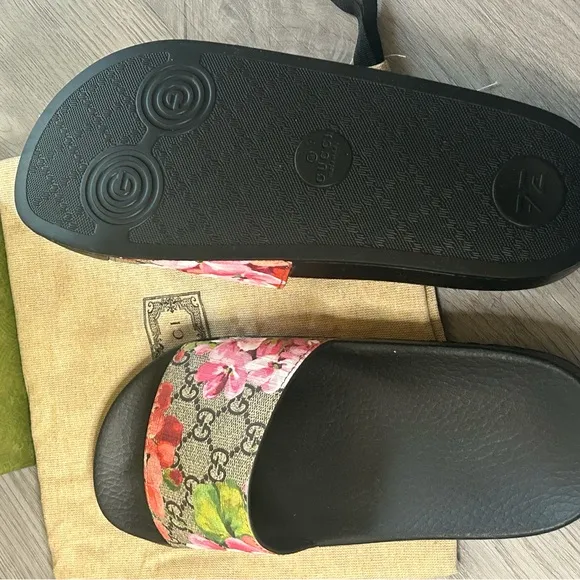 Gucci  supreme monogram sandals NWT